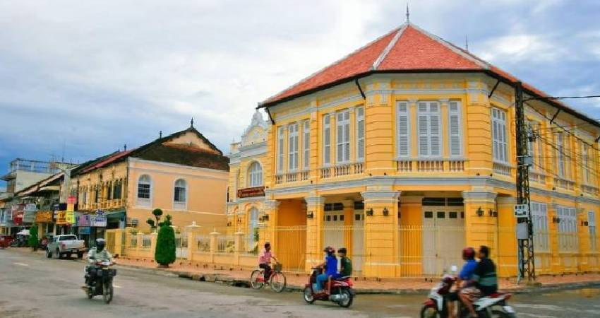 2-Day Battambang Adventure from Siem Reap to Phnom Penh